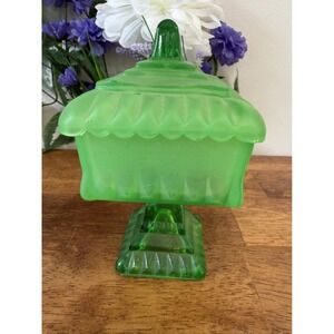 Vintage‎ Jeannette Glass Co. Green Wedding Box Candy Dish Lidded Pedestal Jar